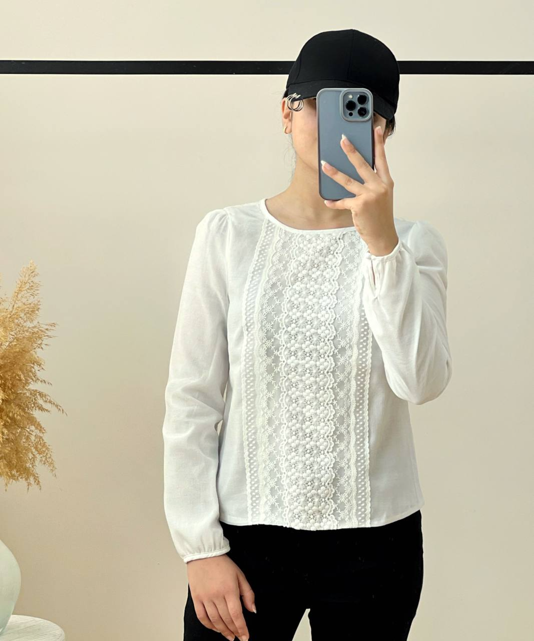 شومیز سفید جلو گیپور کد 2667