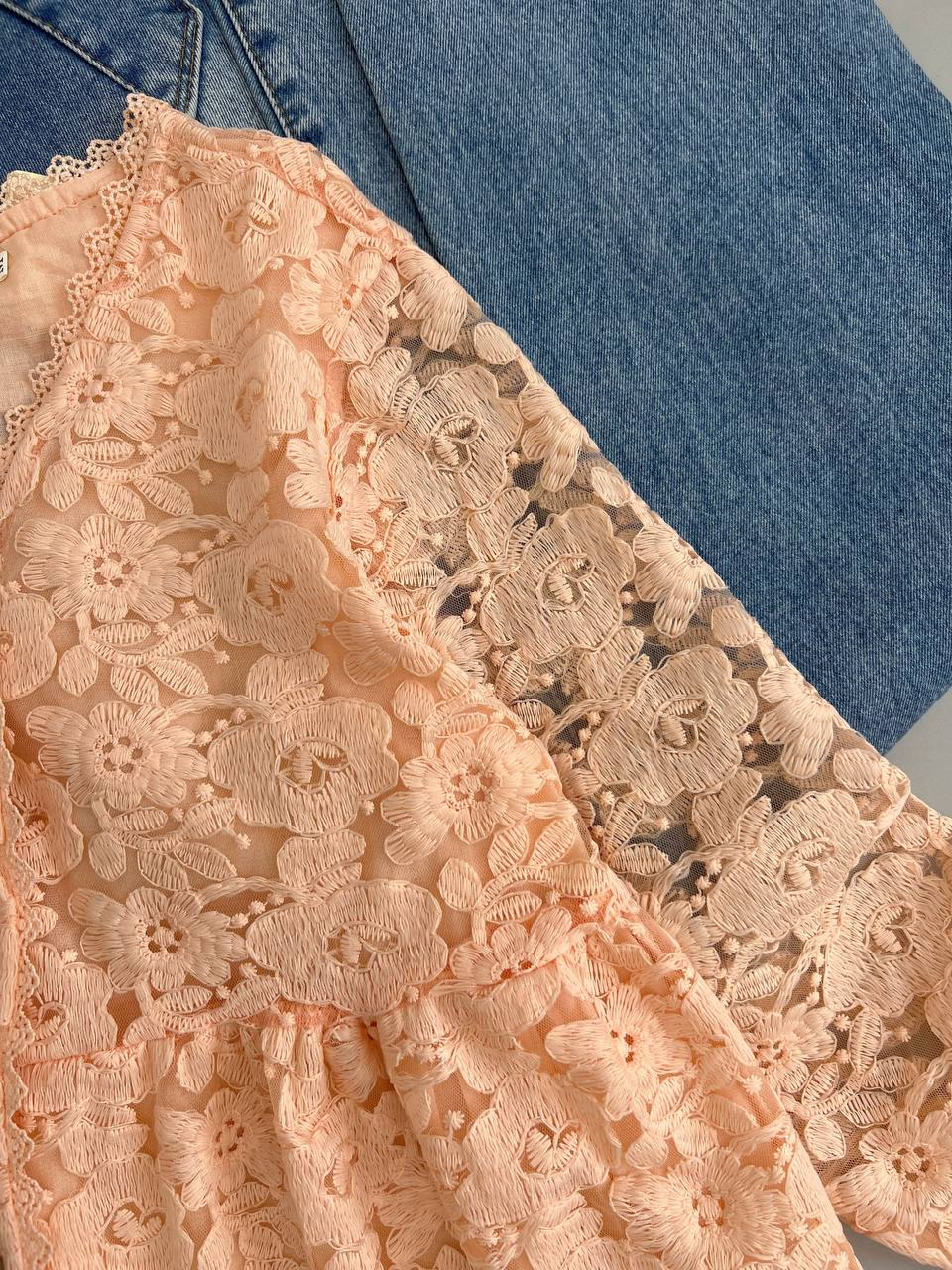 شومیز گیپور جلو دکمه کد 2676