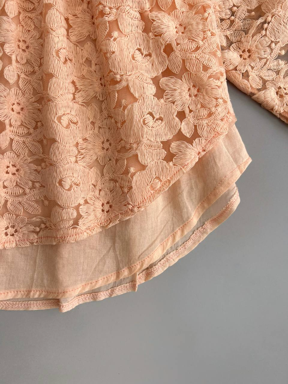 شومیز گیپور جلو دکمه کد 2676