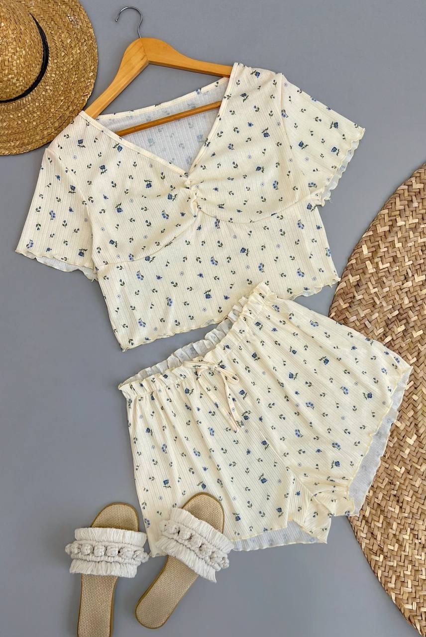 ست کراپ و شلوارک گلدار کد 2751