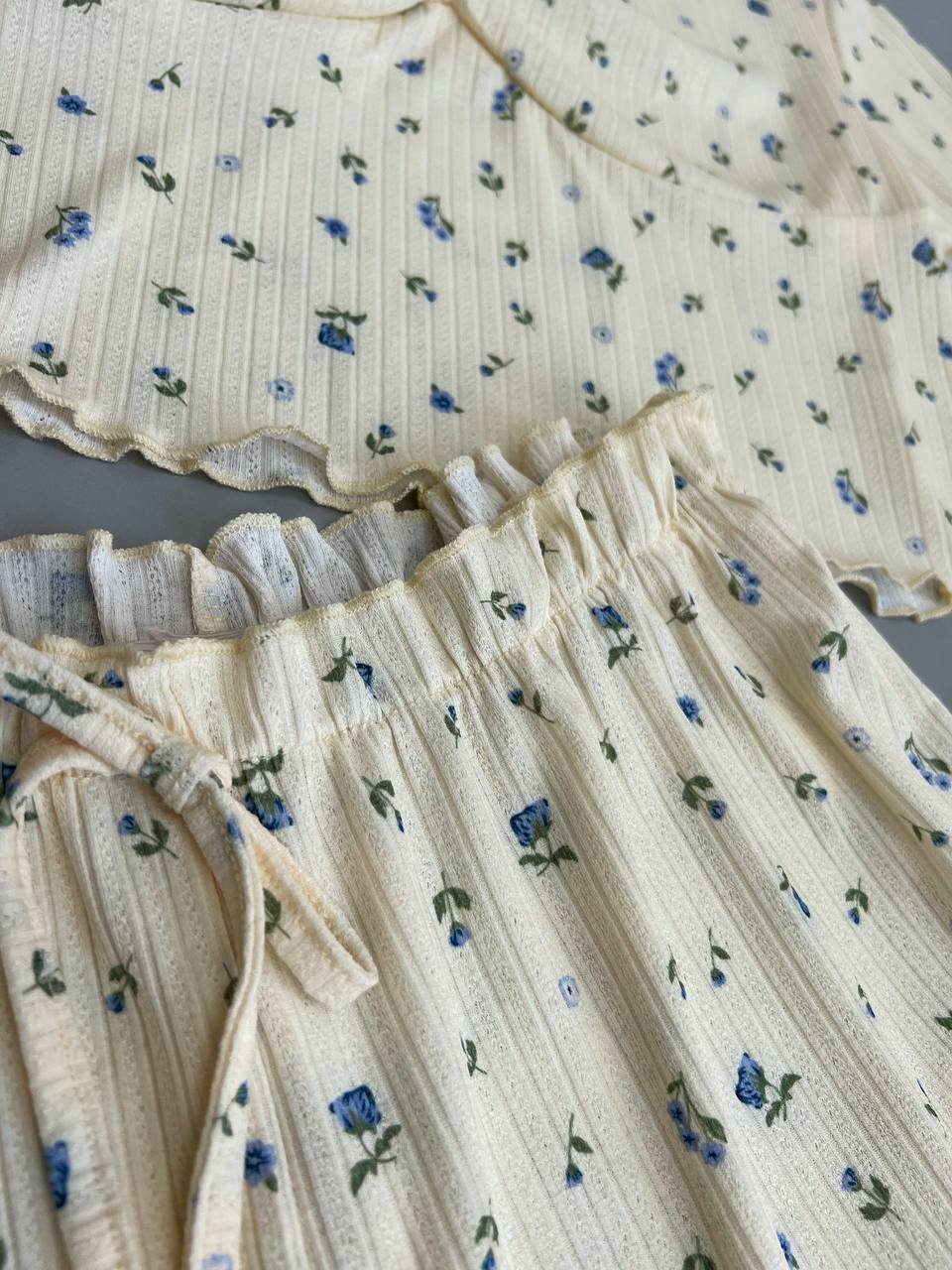 ست کراپ و شلوارک گلدار کد 2751