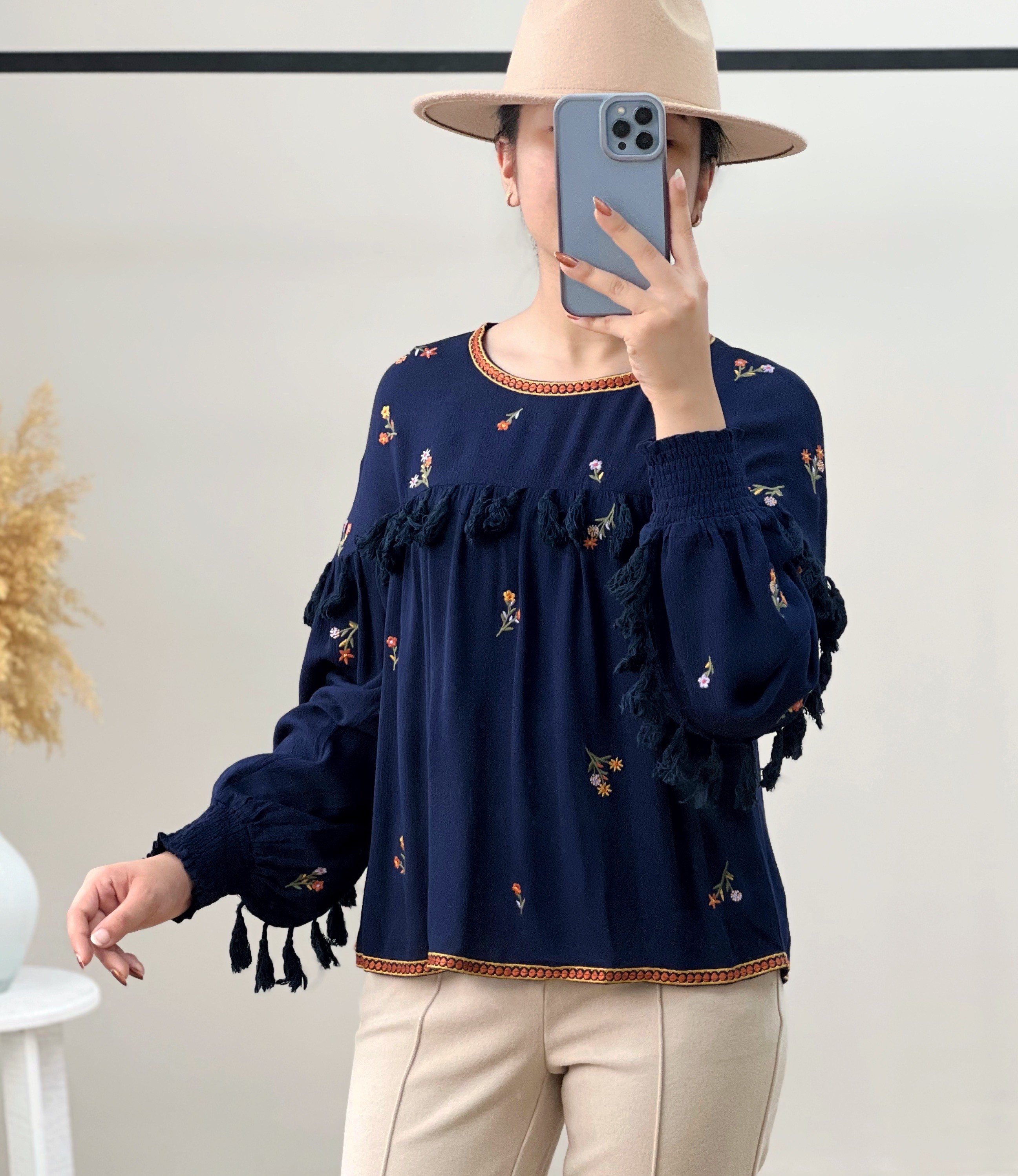 شومیز تمام گلدوزی منگوله دار کد 2755