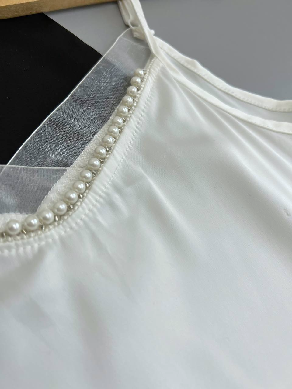 تاپ ساتن یقه مروارید کد 2807