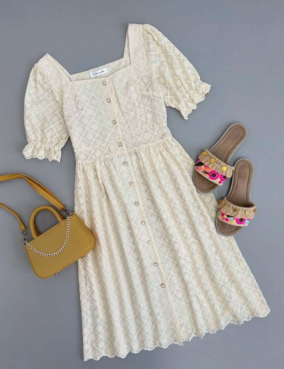 پیراهن تمام خامه دوزی جلو دکمه کد 2827