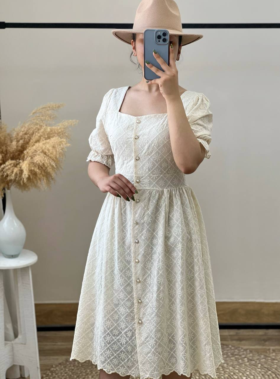 پیراهن تمام خامه دوزی جلو دکمه کد 2827