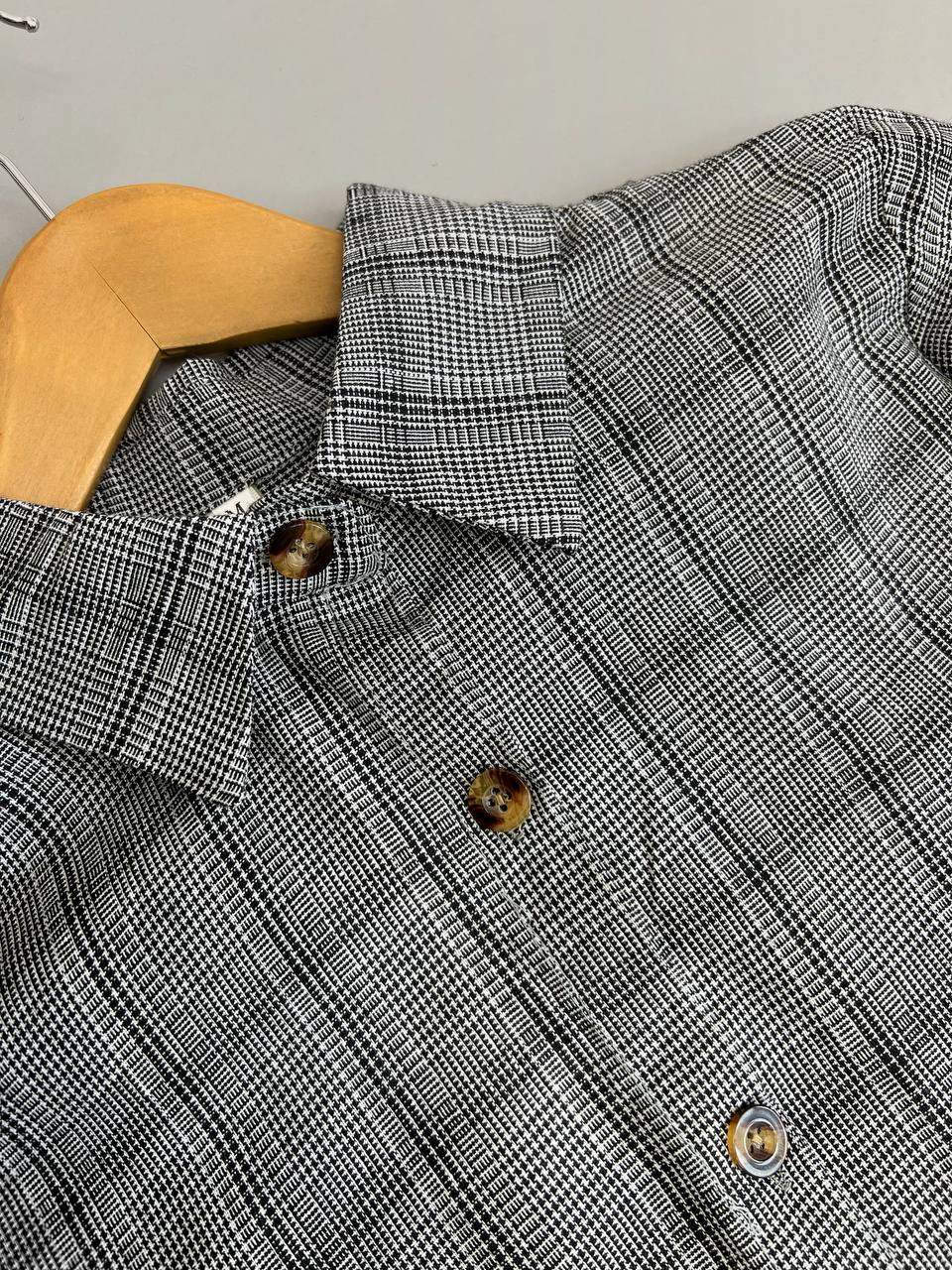 شومیز چهار خونه آستین پف کد 2828