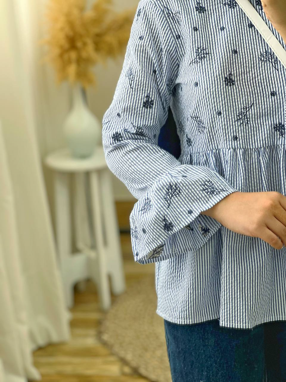 شومیز راه راه گلدوزی شده کد 2881