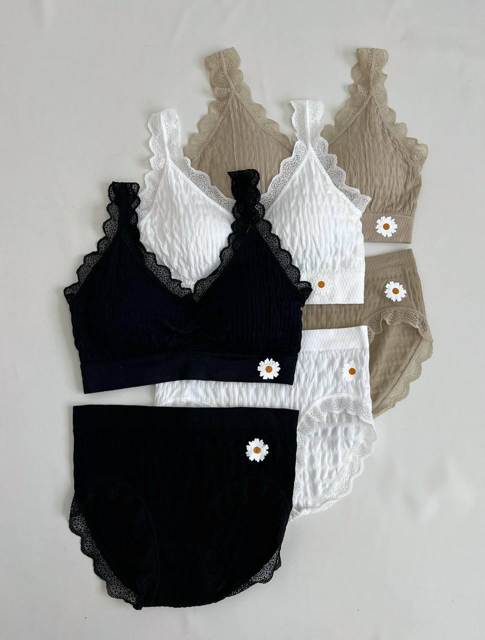 ست شورت و نیم تنه بابونه کد 2883