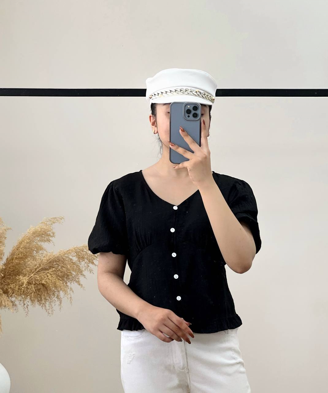 شومیز مشکی پارچه راه راه آستین پف کد 2894