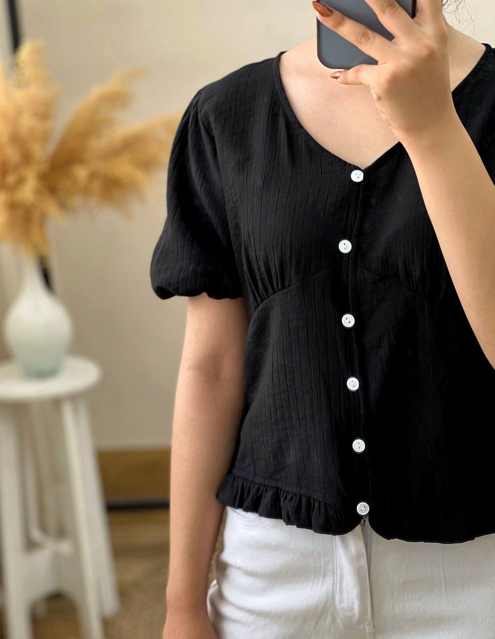 شومیز مشکی پارچه راه راه آستین پف کد 2894