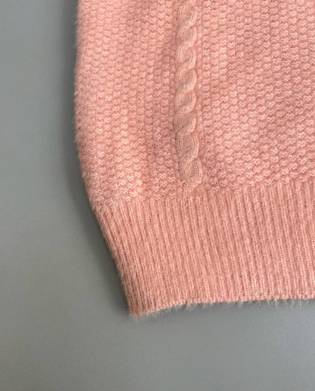 پلیور بافت موهر یقه و سر آستین گیپور کد 2947