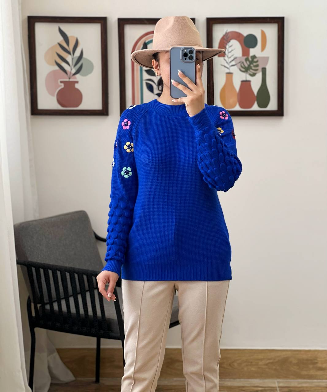 پلیور بافت گلدوزی و مهره دوزی کد 3006