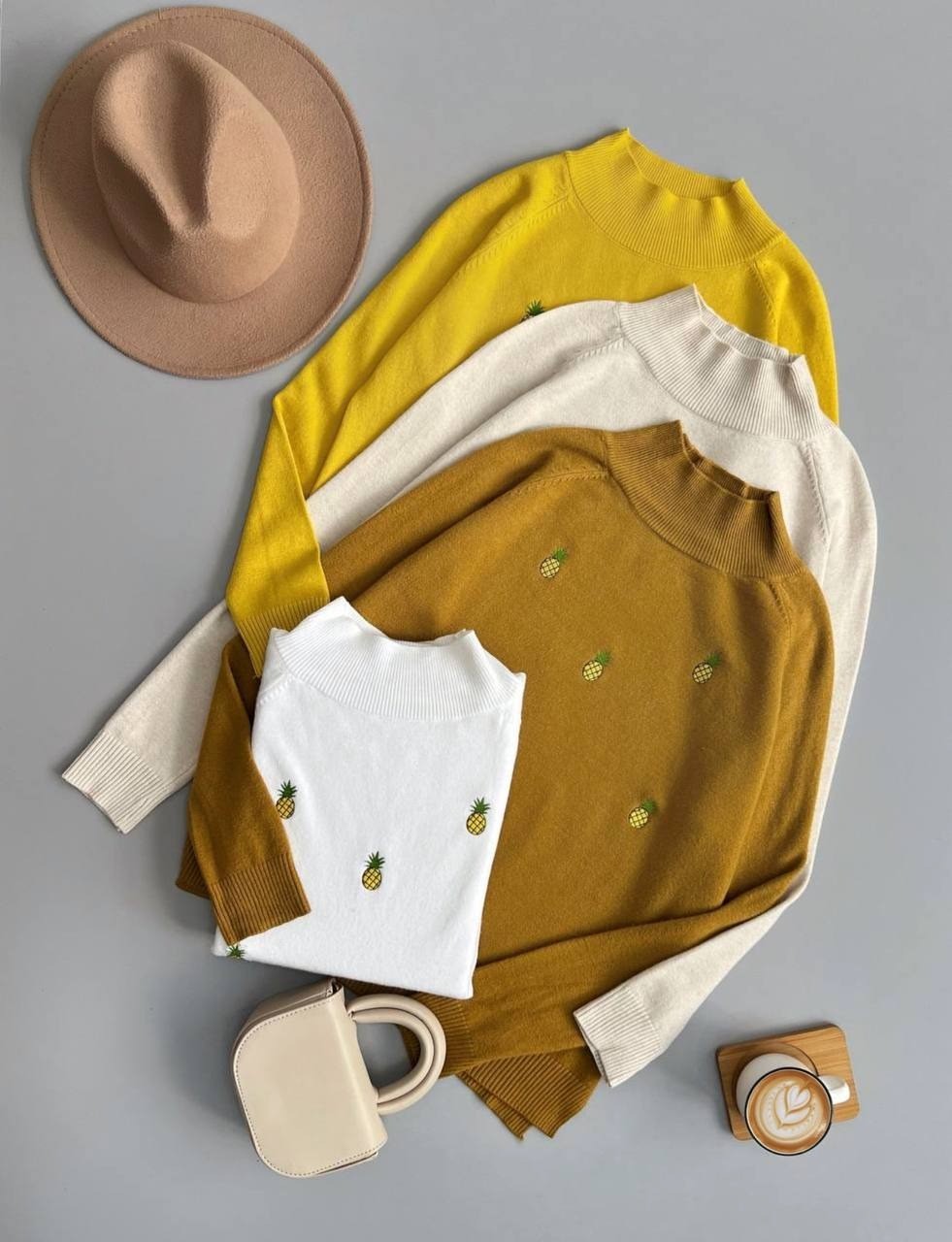 پلیور بافت گلدوزی شده اناناس کد 3038