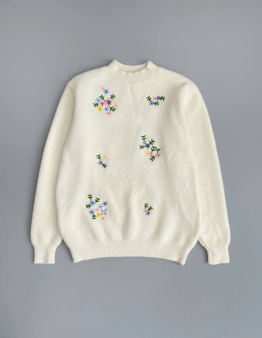 پلیور بافت موهر گلدوزی شده کد 3071