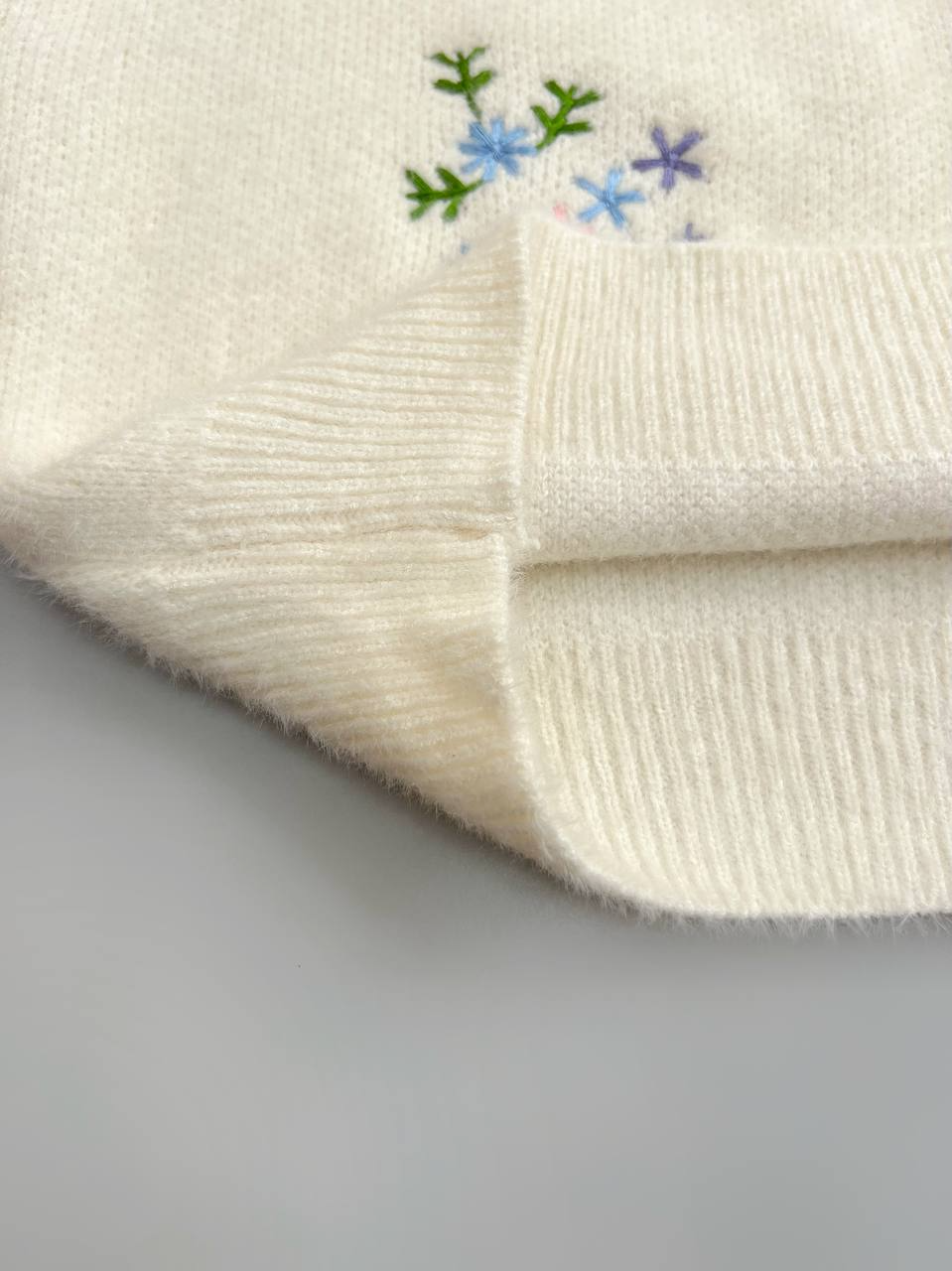 پلیور بافت موهر گلدوزی شده کد 3071