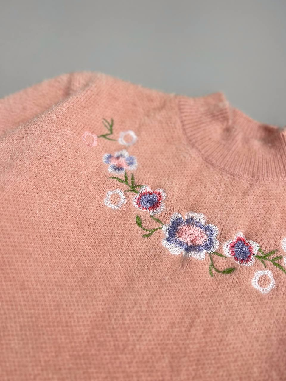 پلیور بافت موهر گلدوزی شده کد 3077