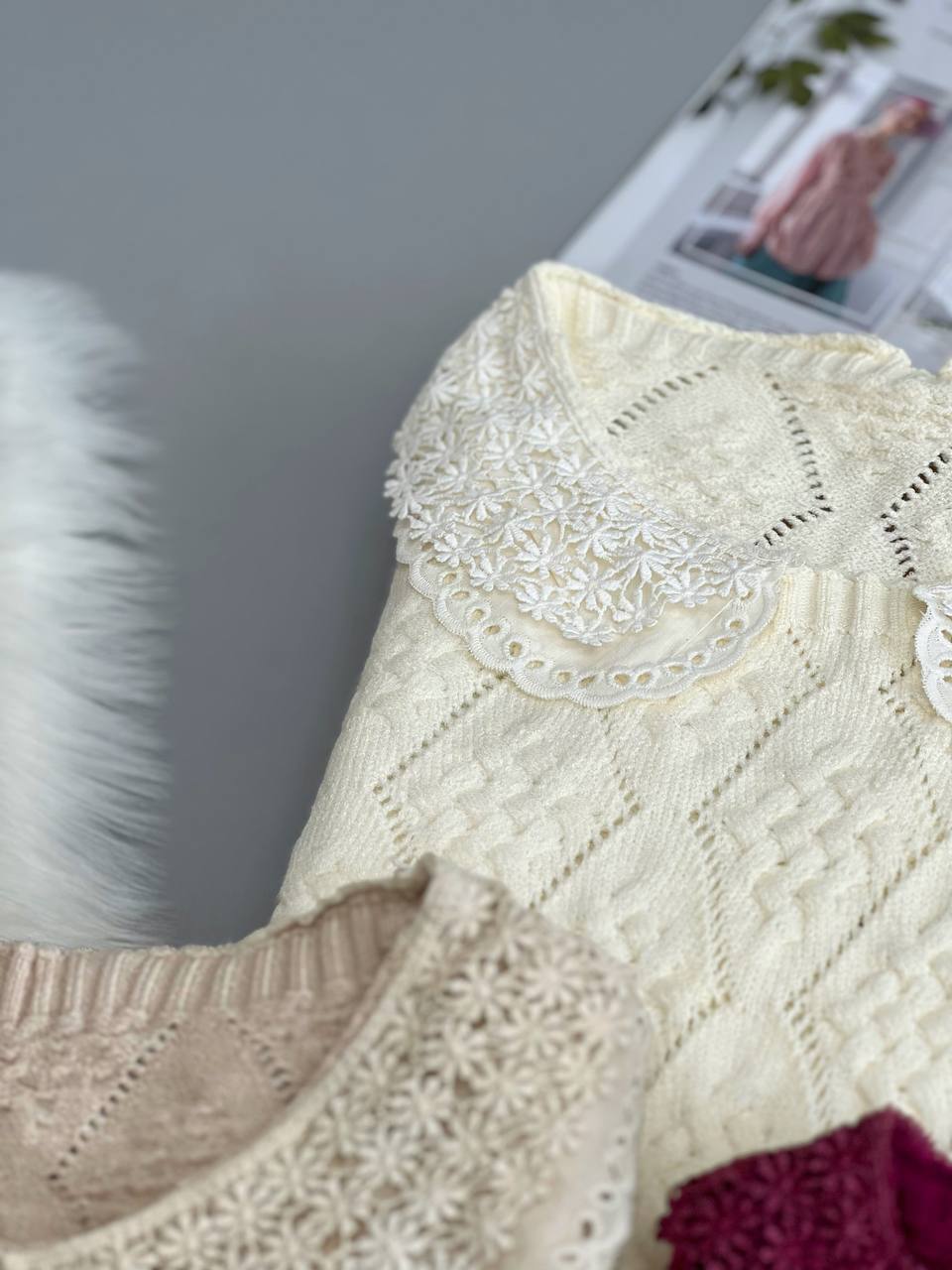 پلیور بافت جلو چین گل برجسته 3 کد 3118