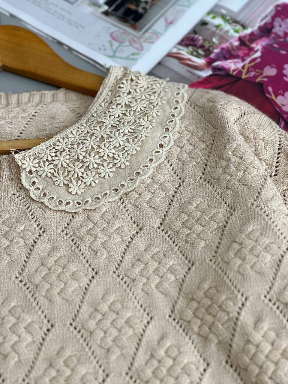 پلیور بافت جلو چین گل برجسته 3 کد 3118