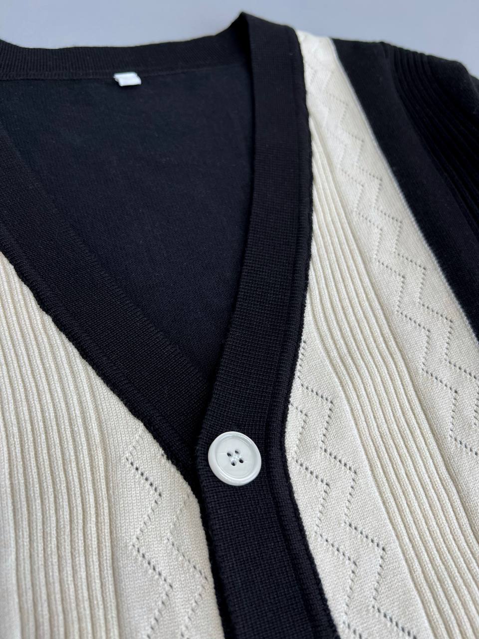 ژاکت بافت جلو دکمه کد 3141