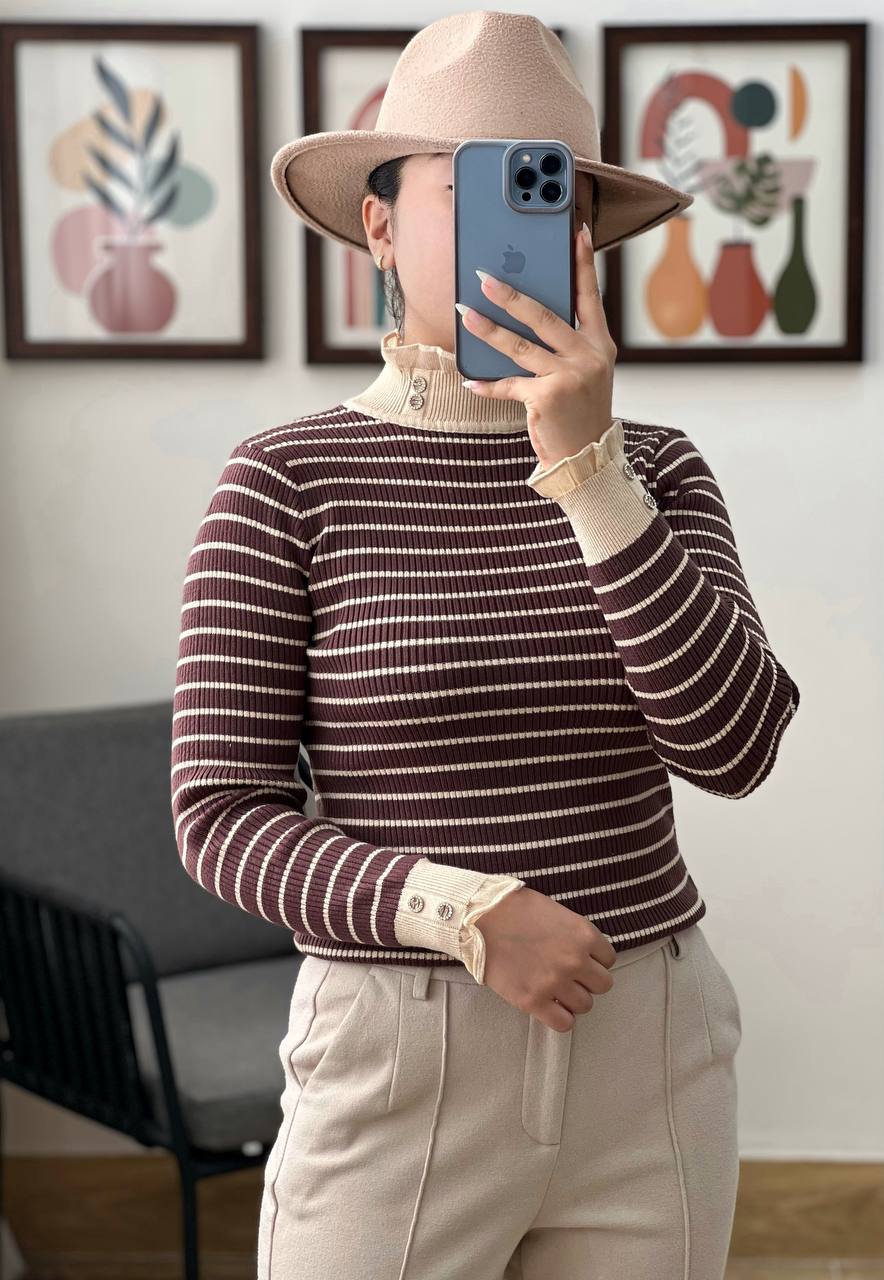 پلیور بافت راه راه سر آستین و یقه دکمه کد 3224