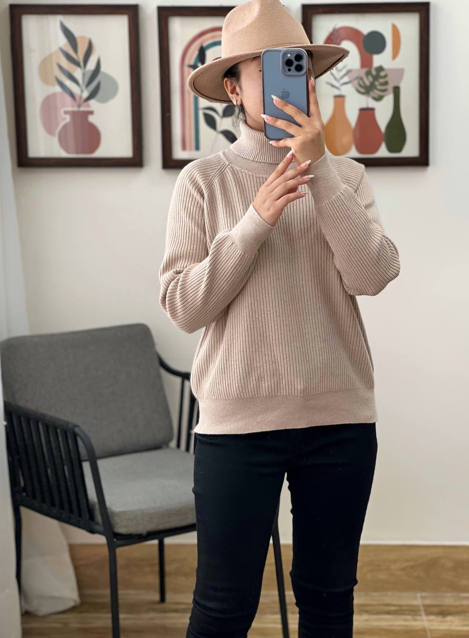 پلیور بافت یقه اسکی تک رنگ کد 3233