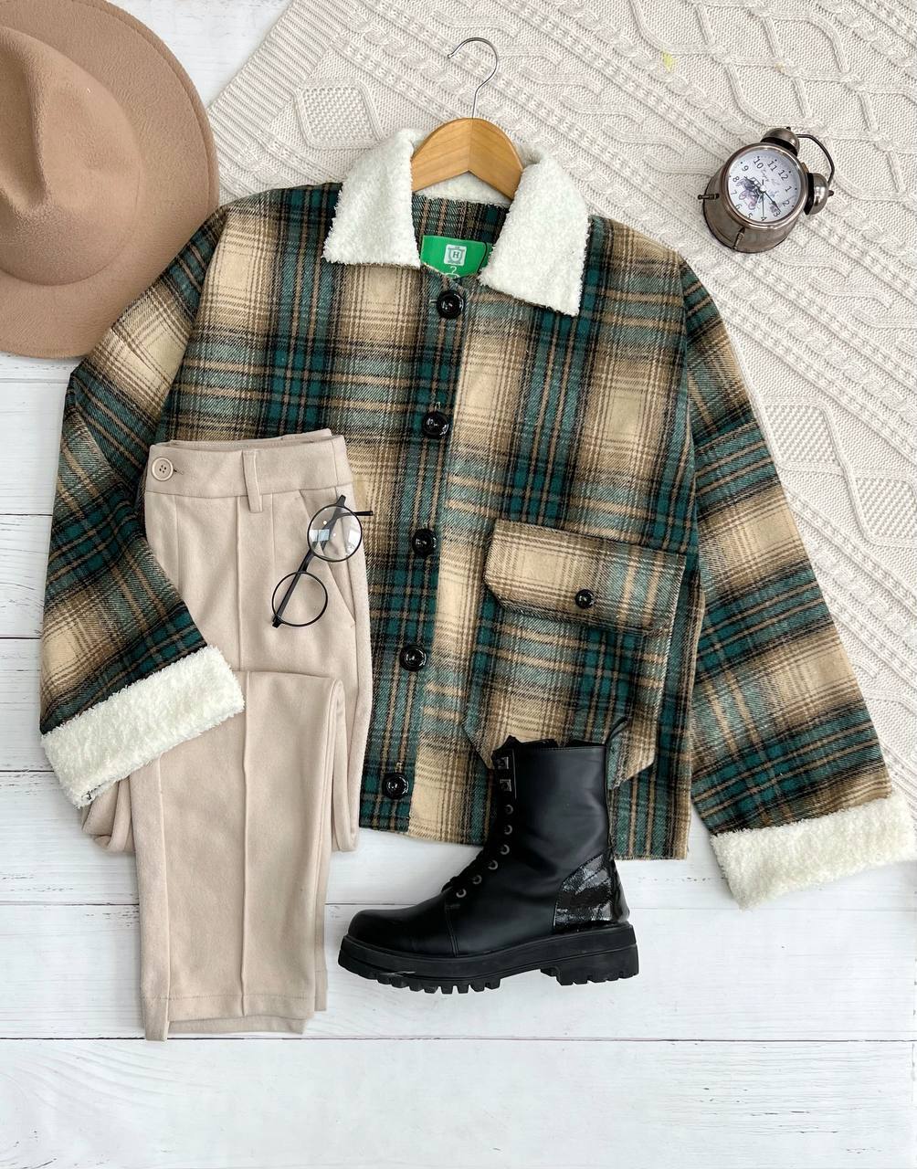 کت چهارخونه سر آستین و یقه خزدار کد3237