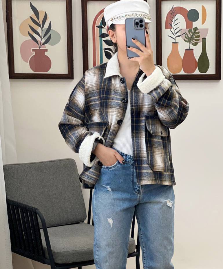 کت چهارخونه سر آستین و یقه خزدار کد3237