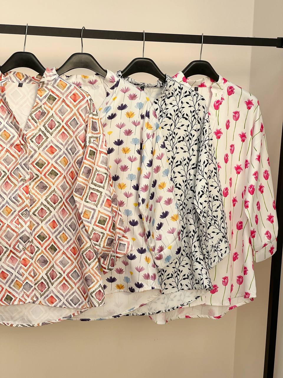 شومیز کرپ گلدار کد 3247