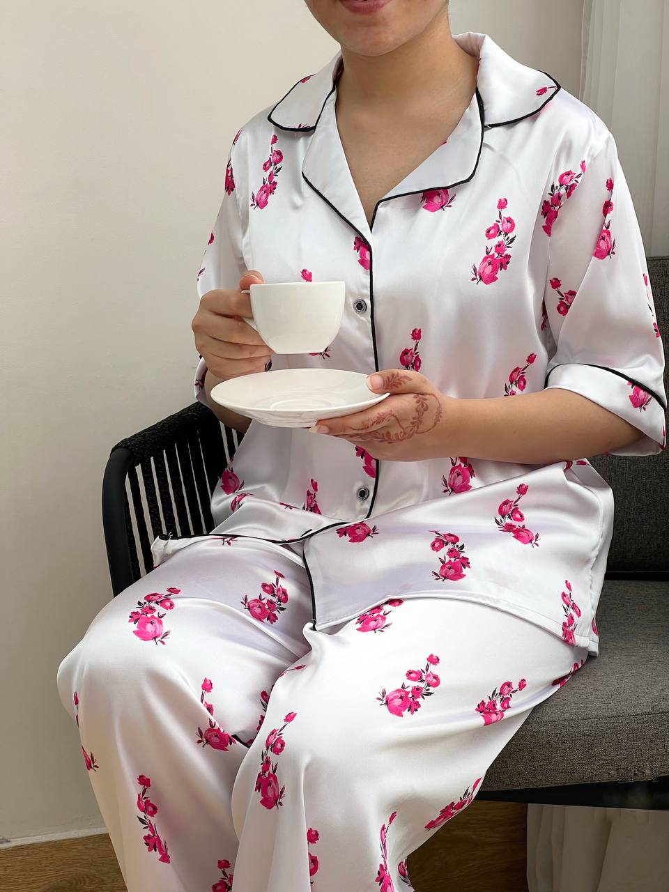 ست پیراهن و شلوار ساتن 7 طرح کد 3305