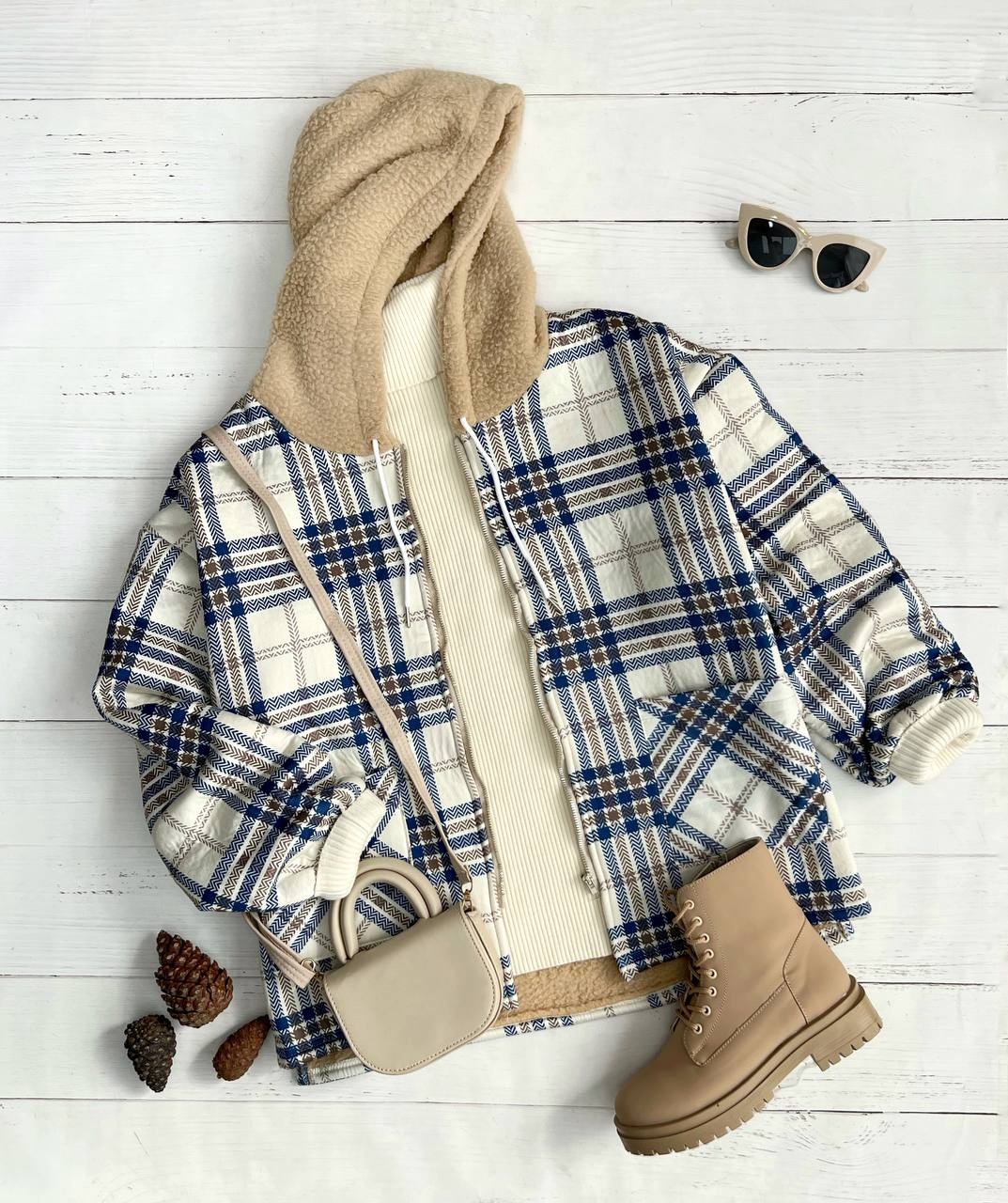 کت چهارخونه داخل تمام خز کد 3349