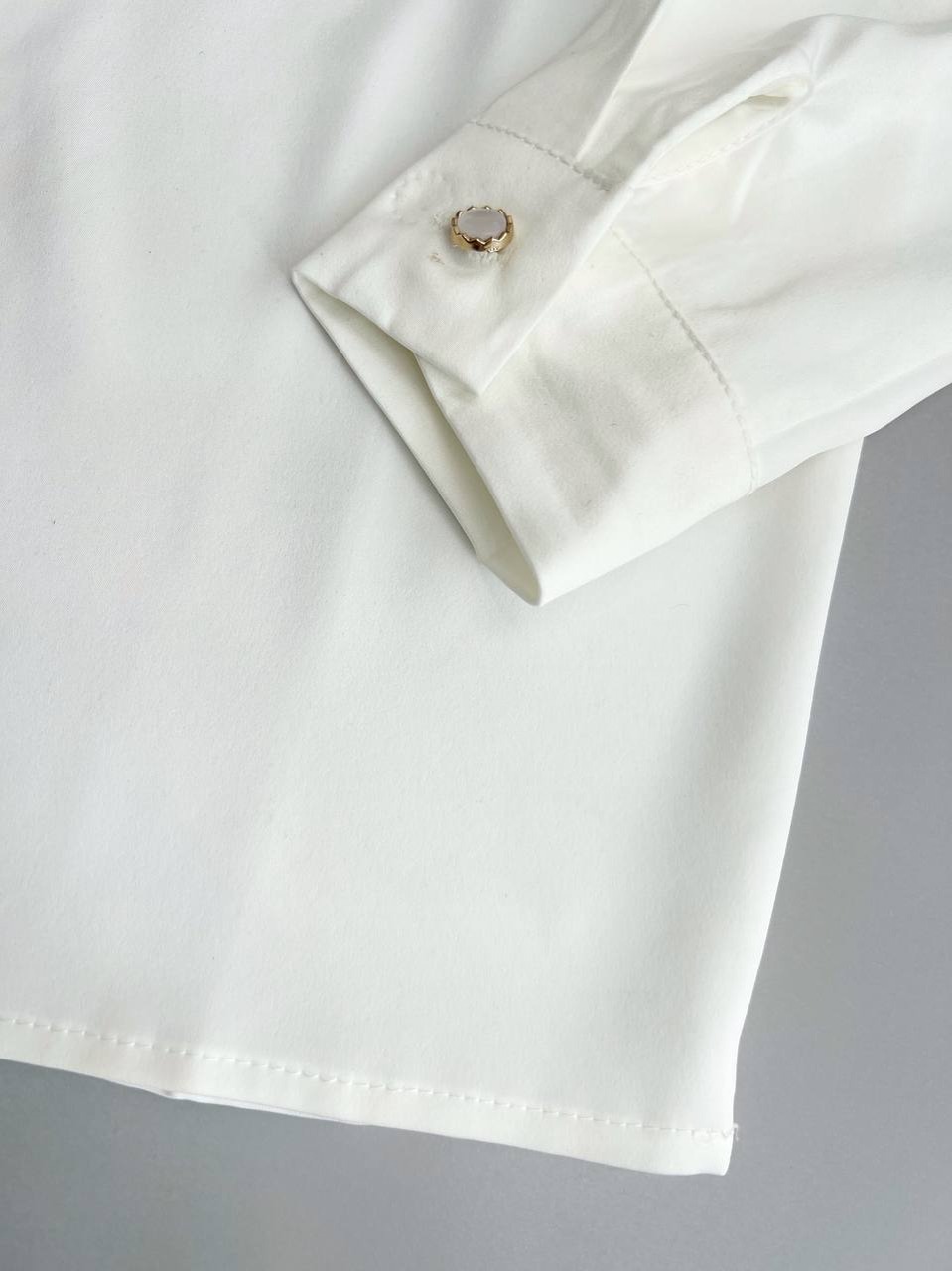 شومیز ساتن منجوق دوزی کد 3369