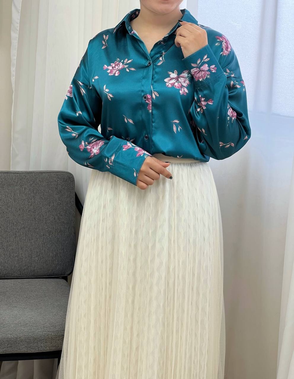 شومیز ساتن طرحدار کد 3376