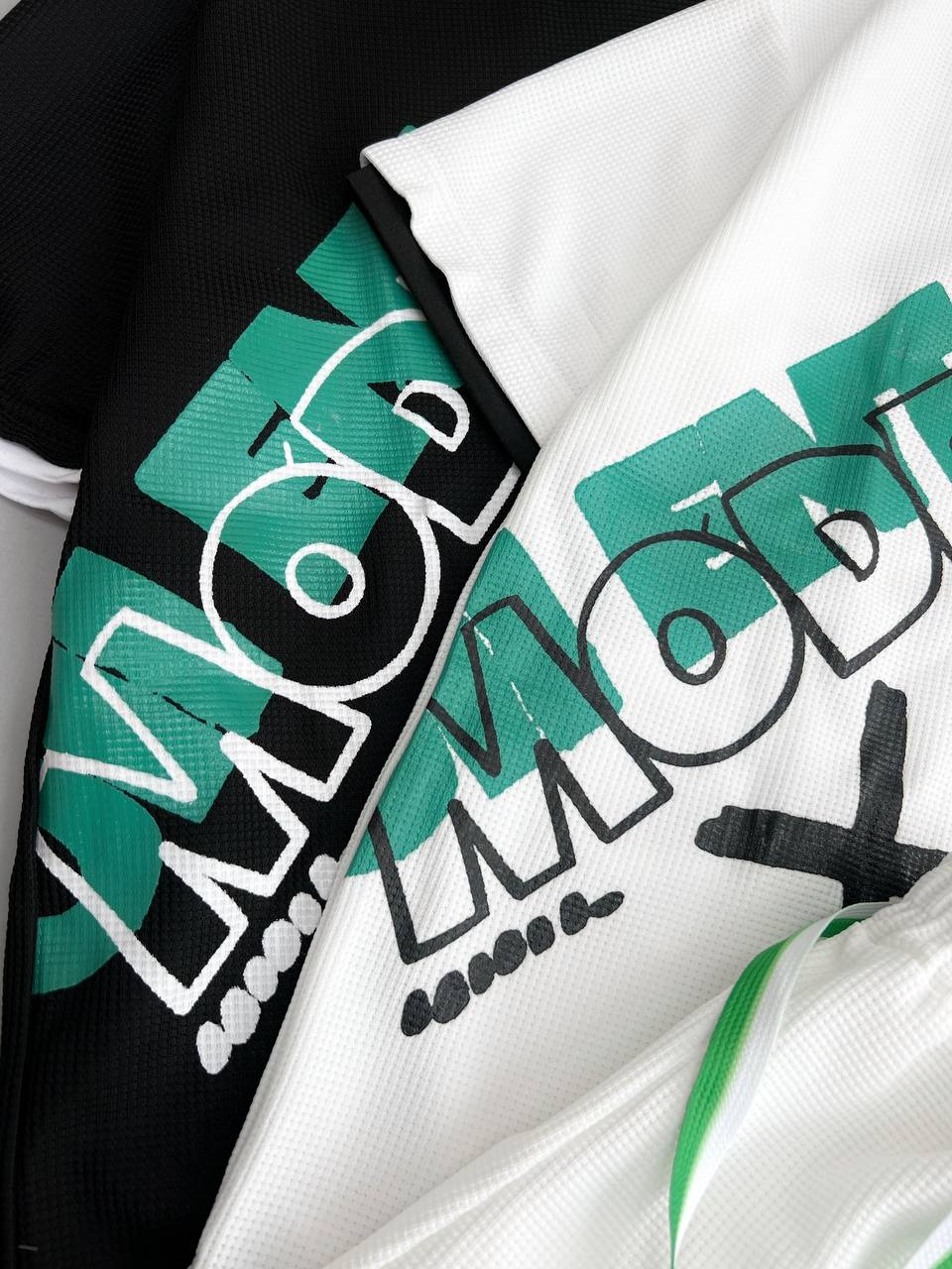 ست بلوز و شلوارک اسپورت کد 3384