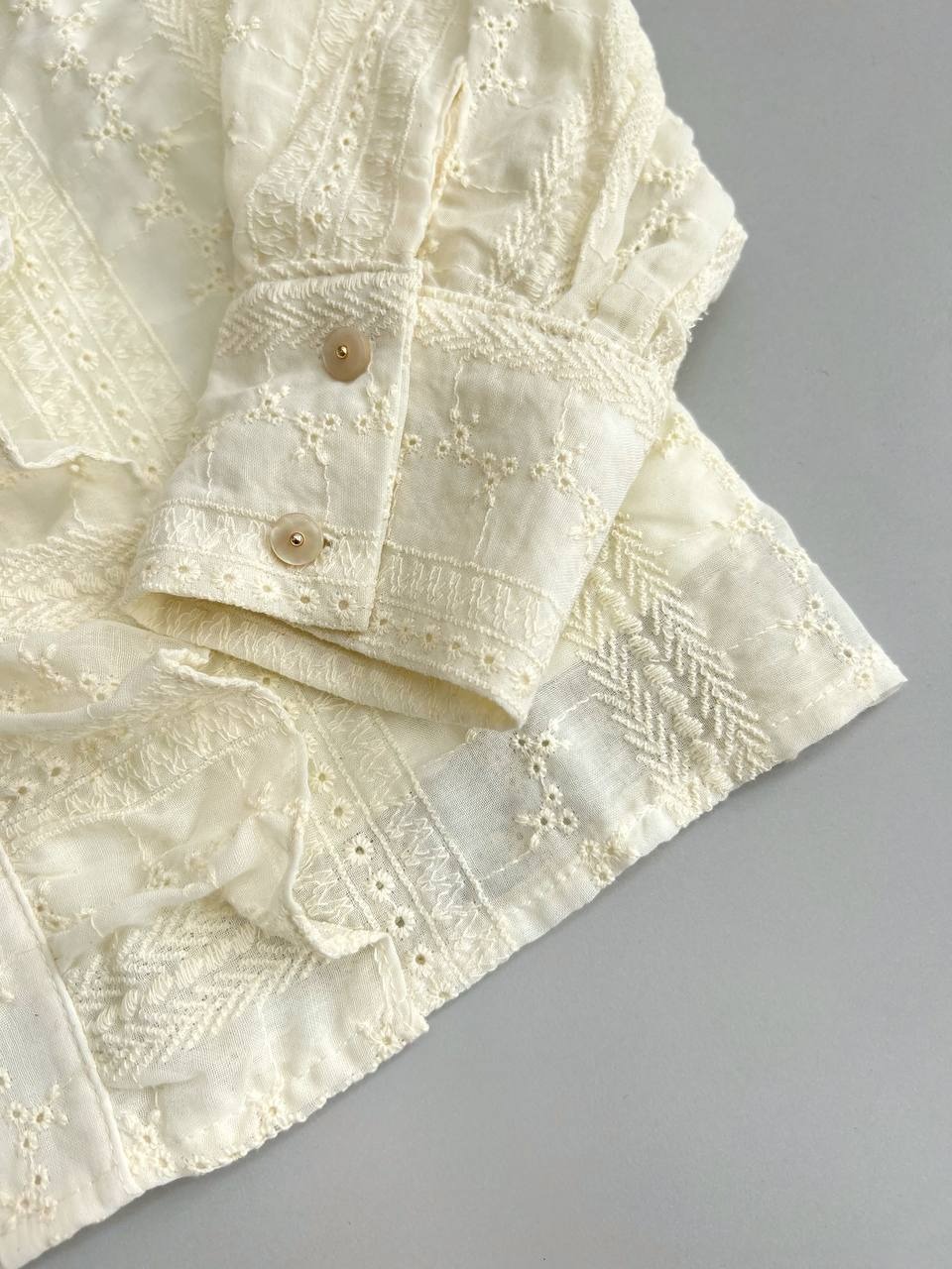 شومیز خامه دوزی جلو چین کد 3404