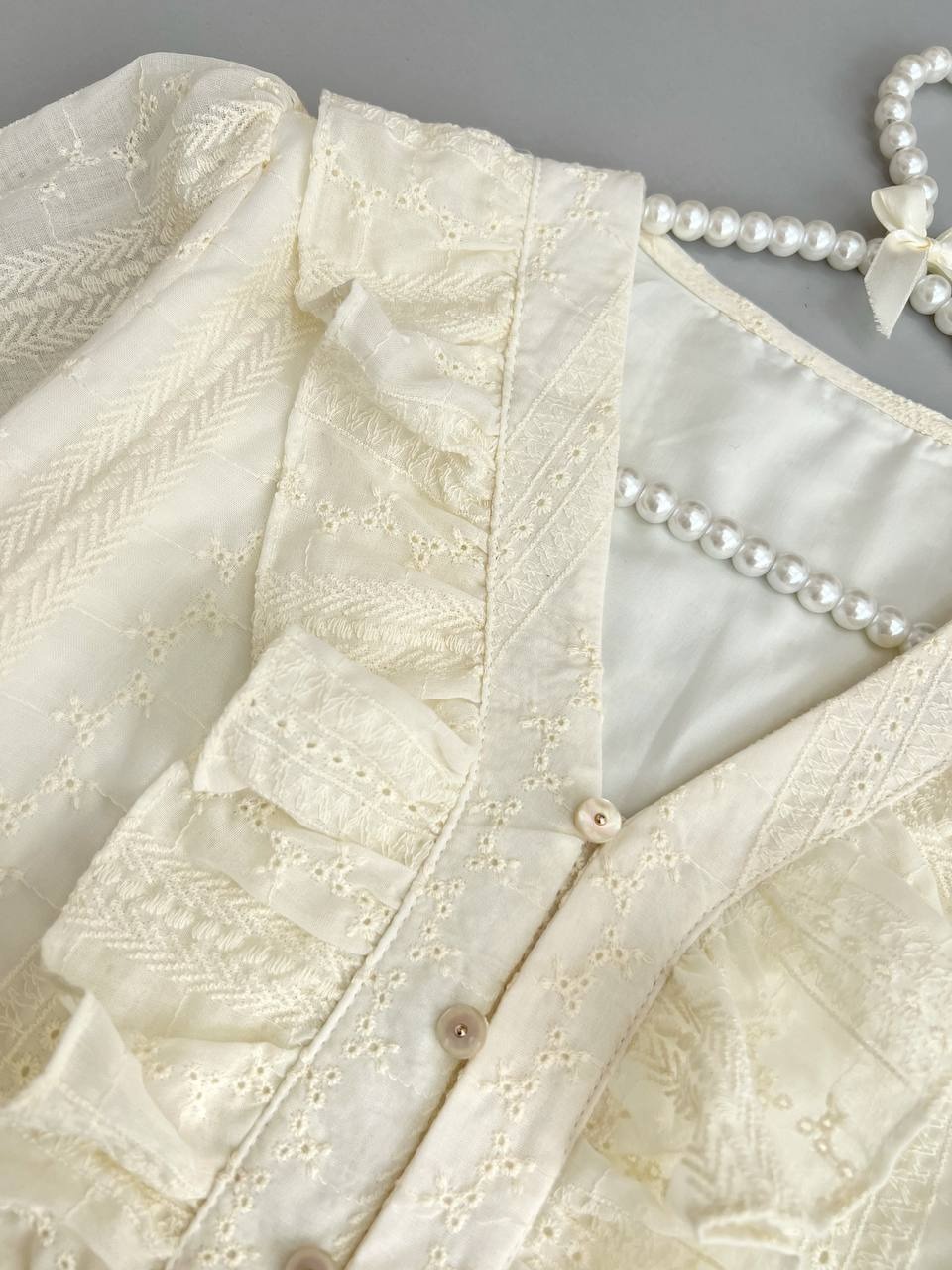 شومیز خامه دوزی جلو چین کد 3404