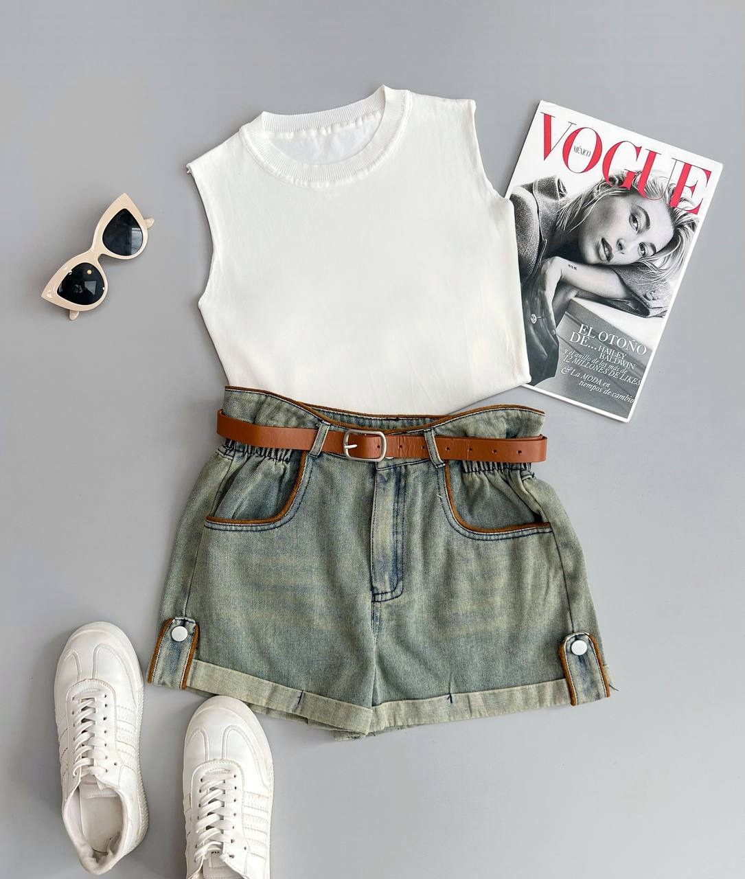 شلوارک جین بهمراه کمربند کد 3406