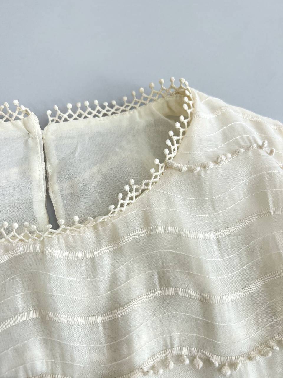 شومیز حریر آستین پف آستردار کد 3415