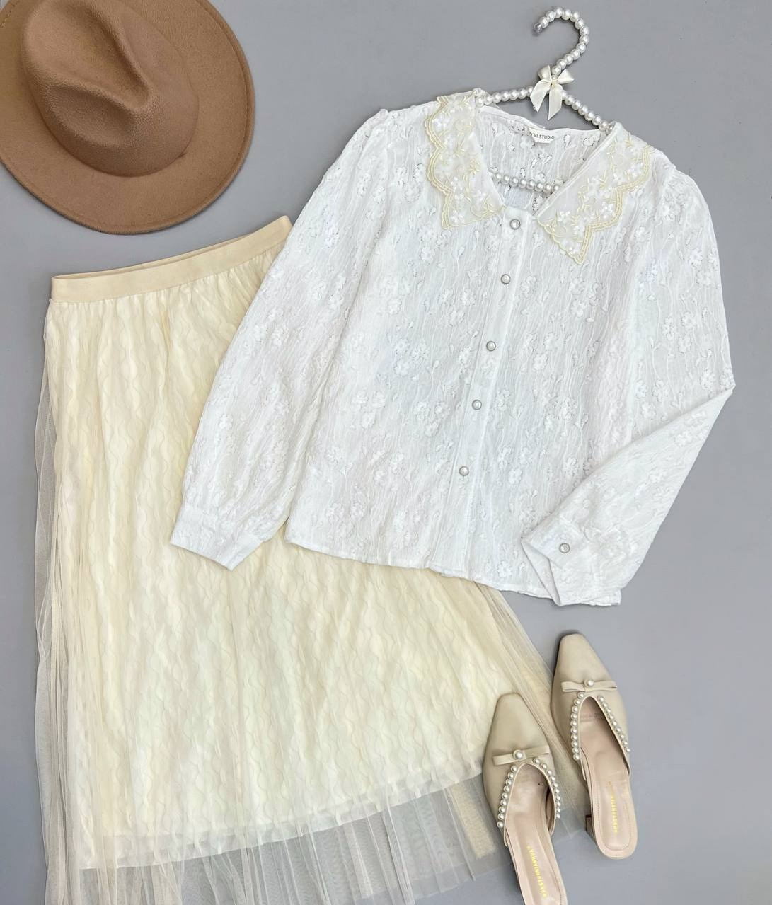 شومیز گل برجسته یقه پولک کد 3417