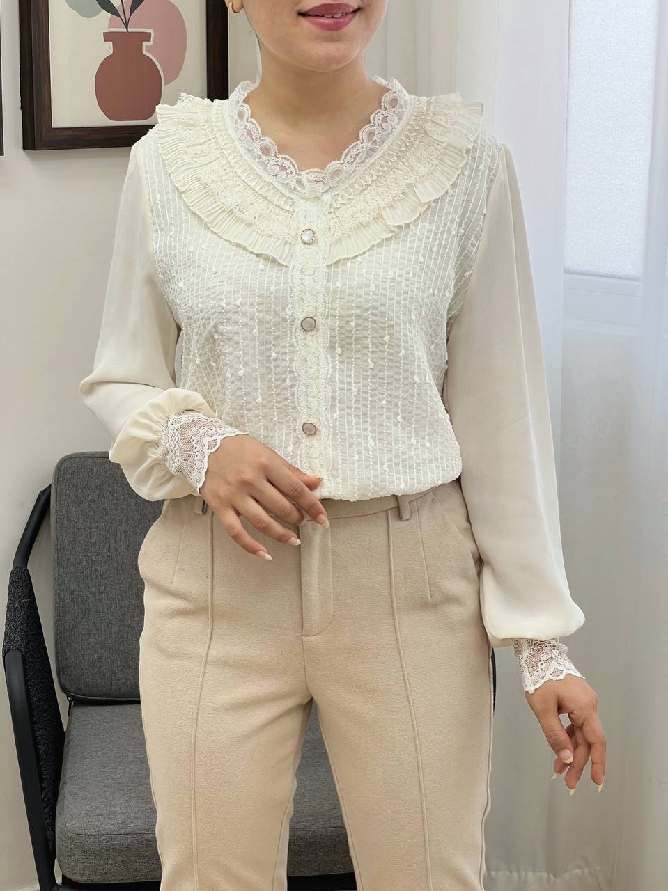 شومیز حریر گل برجسته آستردار کد 3419