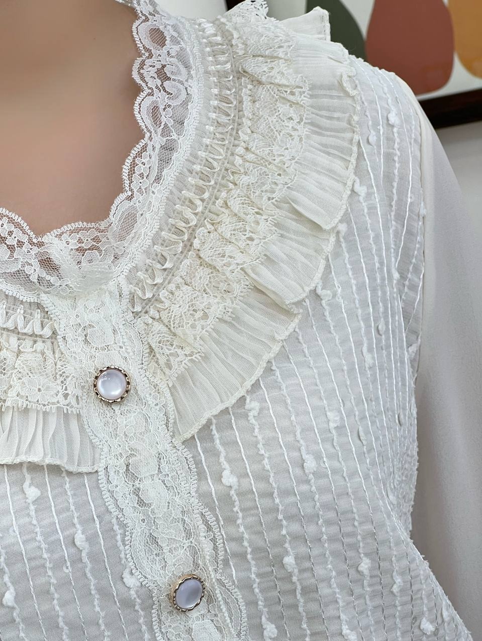 شومیز حریر گل برجسته آستردار کد 3419