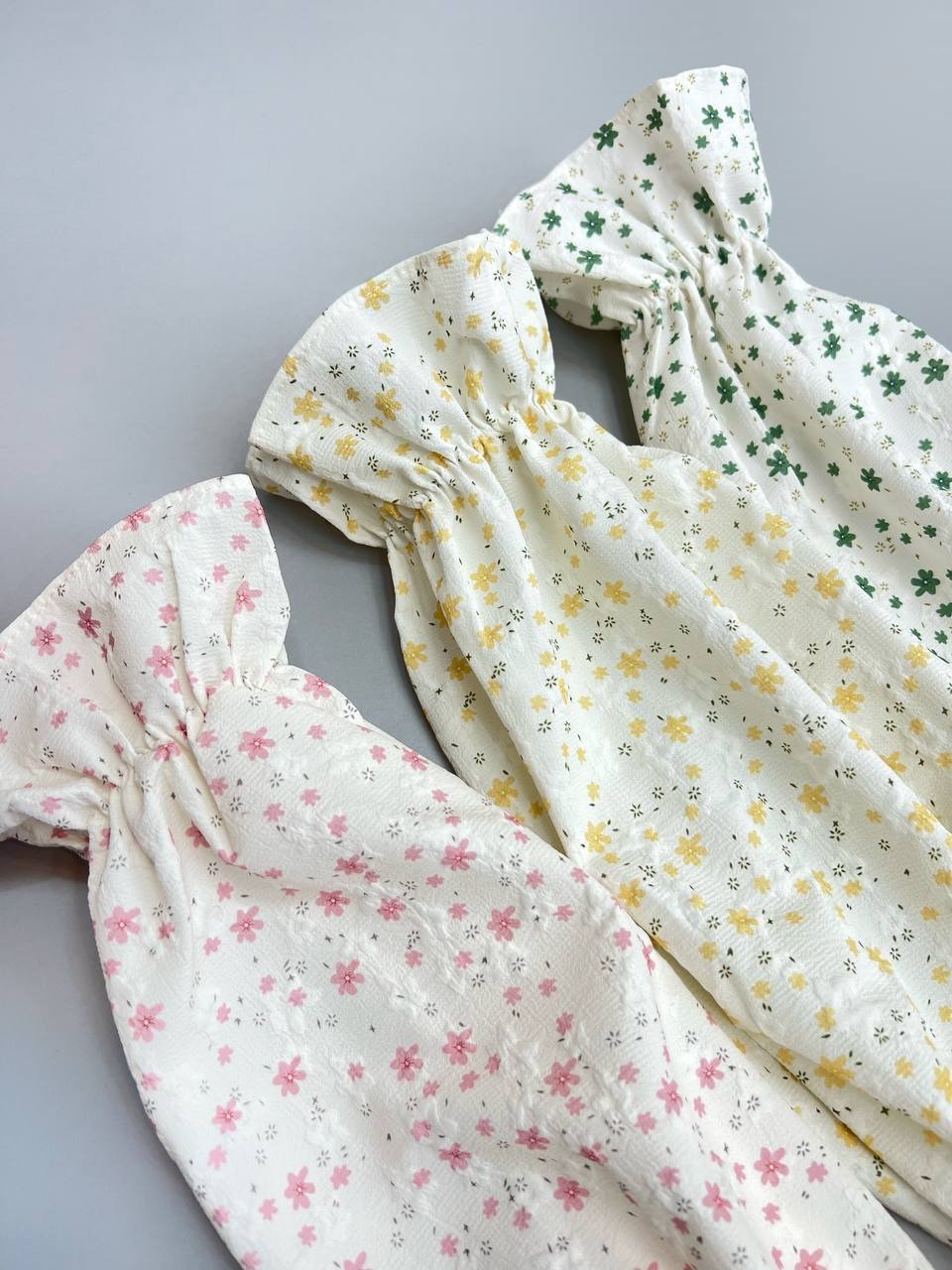 شومیز آستین پف گل ریز مدل 2 کد 3427