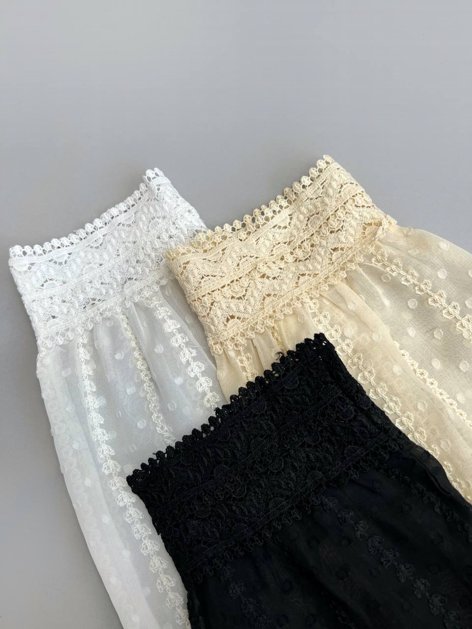 شومیز حریر گلدوزی شده کد 3439