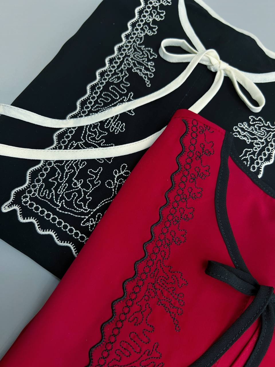 شومیز کرپ جلو گلدوزی کد 3442