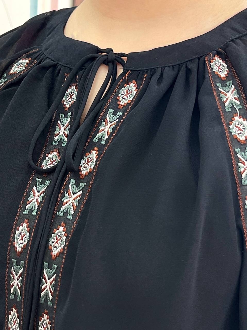 شومیز حریر گلدوزی کد 3451