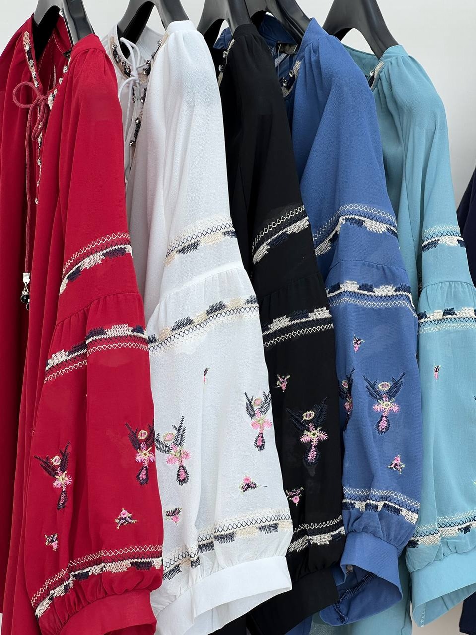 شومیز حریر تمام گلدوزی کد 3463