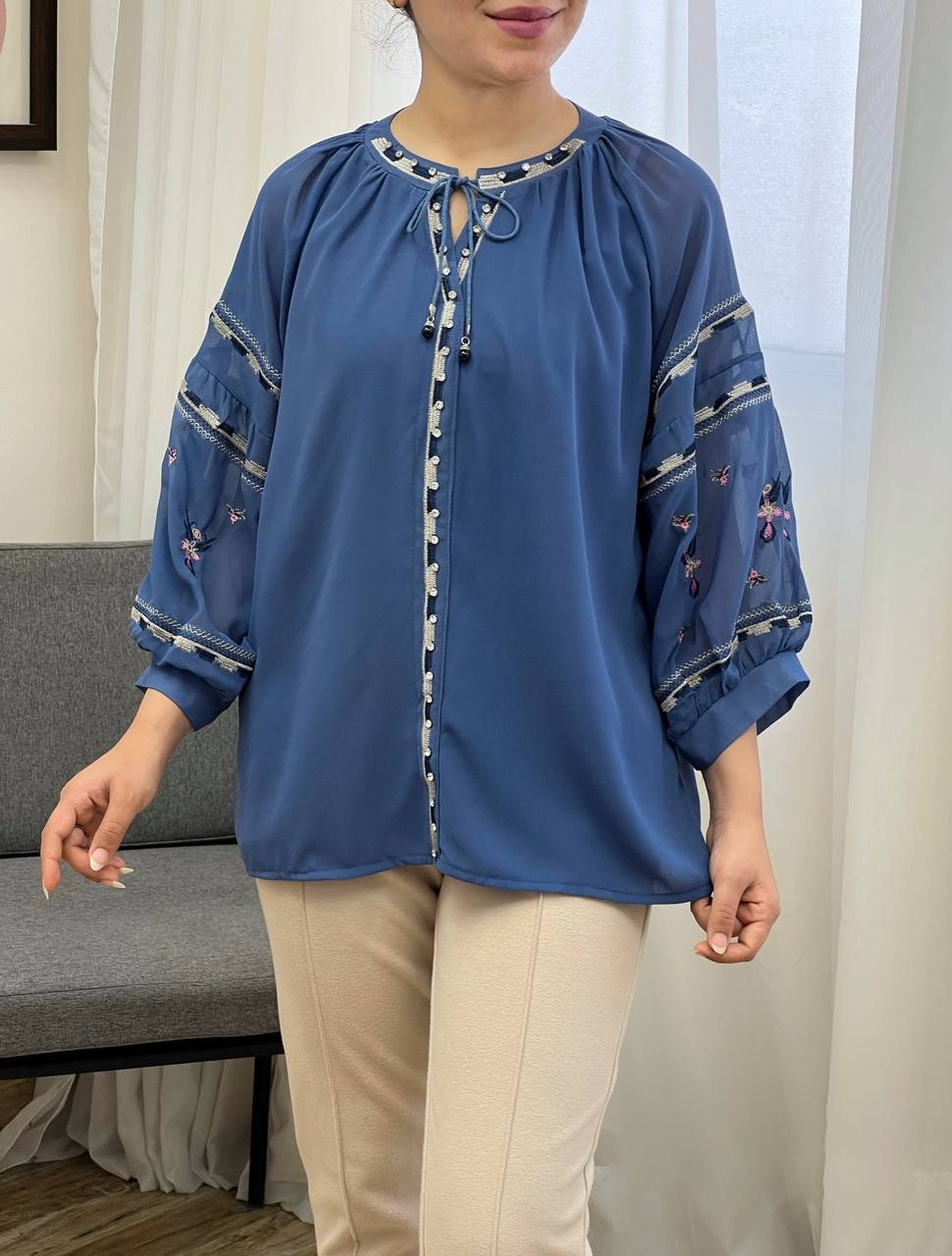 شومیز حریر تمام گلدوزی کد 3463