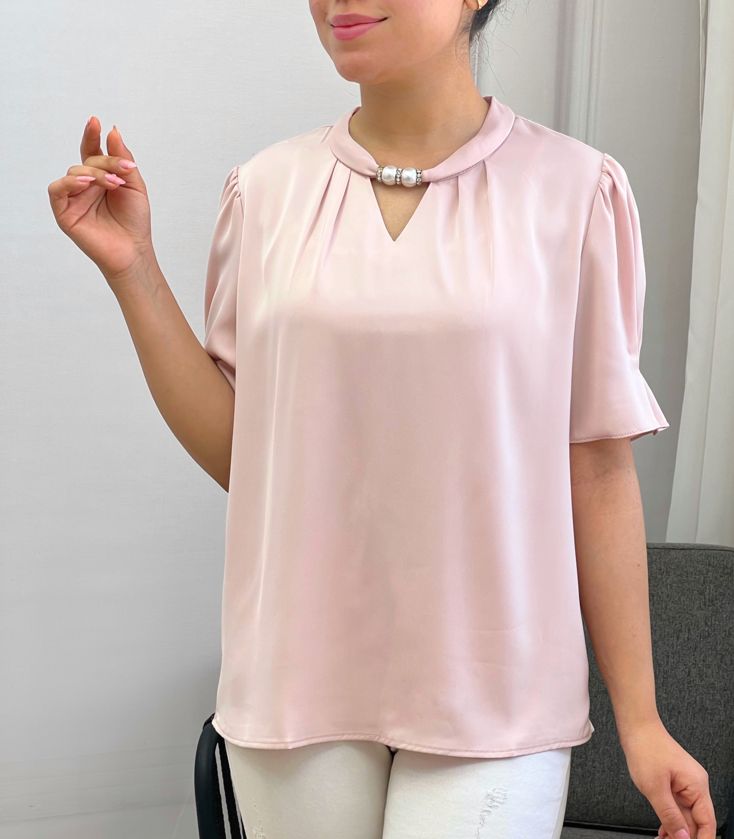 شومیز سرشانه چین ساتن کد 3476