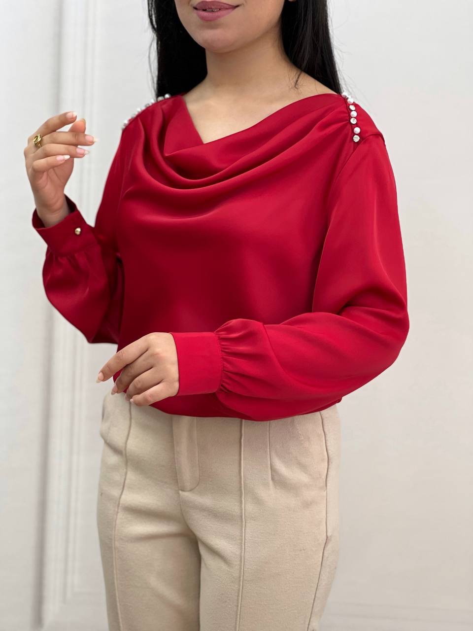 شومیز ساتن یقه افتاده کد 3481