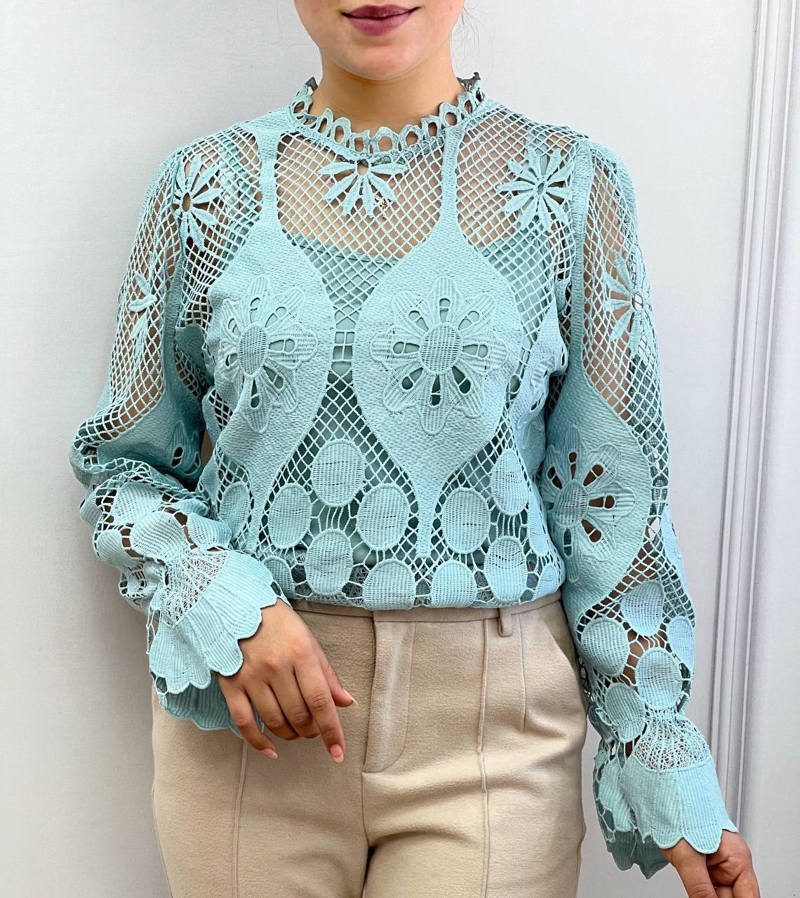 ست شومیز بهمراه تاپ دانتل کد 3492