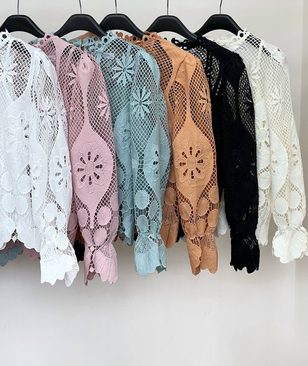 ست شومیز بهمراه تاپ دانتل کد 3492